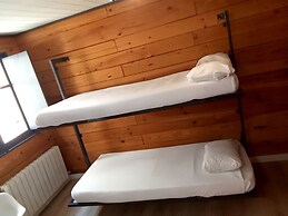 Hostal Erasmus by gaiarooms