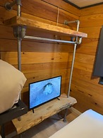 Hostal Erasmus by gaiarooms