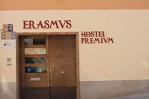 Hostal Erasmus by gaiarooms