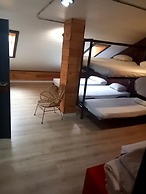 Hostal Erasmus by gaiarooms