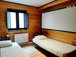 Hostal Erasmus by gaiarooms