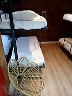 Hostal Erasmus by gaiarooms