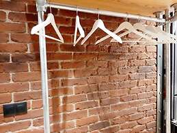 Hostal Erasmus by gaiarooms