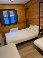 Hostal Erasmus by gaiarooms