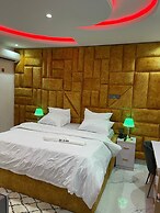 HOTEL LOS REYES