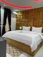 HOTEL LOS REYES