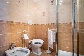 Maison Pitti Florence