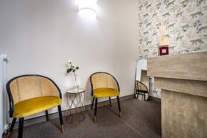 Maison Pitti Florence