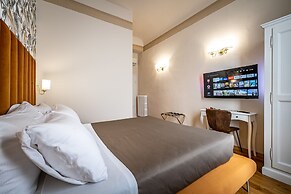 Maison Pitti Florence