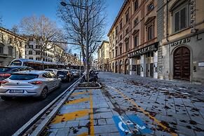 Maison Pitti Florence