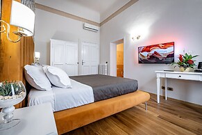 Maison Pitti Florence