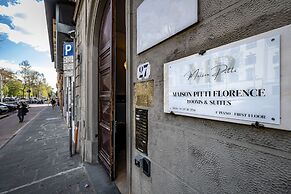 Maison Pitti Florence