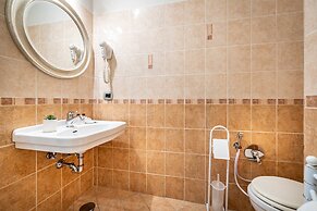 Maison Pitti Florence