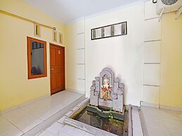 OYO 91445 Sandat Guest House
