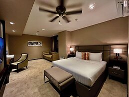 The Plaza Garden Hotel and Residences