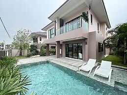Southern Peak Pool Villa HuayYai Pattaya