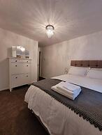 Tastefully Decorated 1 bed Flat Near Abbeywood
