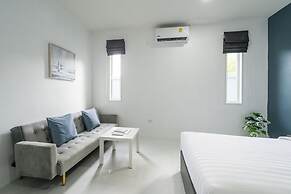 Lark Pool Villa Krabi