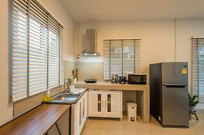 Lark Pool Villa Krabi