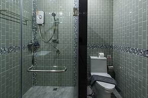 Lark Pool Villa Krabi