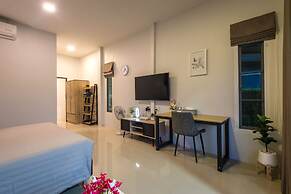 Lark Pool Villa Krabi