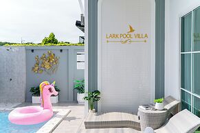 Lark Pool Villa Krabi