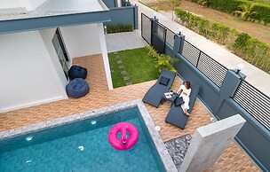 Lark Pool Villa Krabi