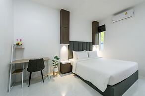 Lark Pool Villa Krabi