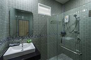 Lark Pool Villa Krabi