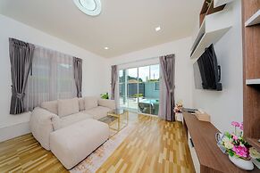 Lark Pool Villa Krabi