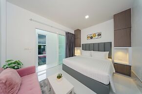 Lark Pool Villa Krabi