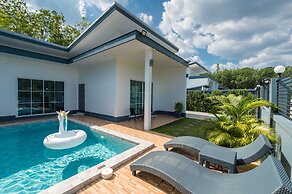 Lark Pool Villa Krabi