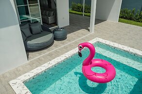 Lark Pool Villa Krabi