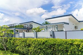 Lark Pool Villa Krabi