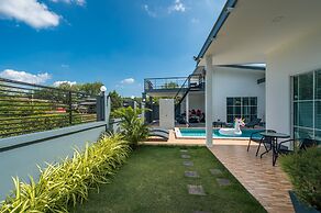 Lark Pool Villa Krabi