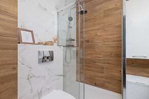 Studio Rakowicka by Renters