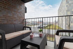 Studio Rakowicka by Renters