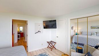 Villas by The Sea Deluxe Two Bedroom Apartment