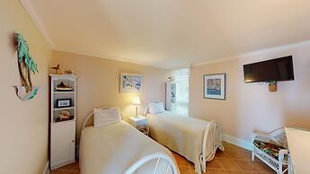 Villas by The Sea Deluxe Two Bedroom Apartment