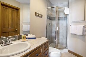 224 Chapel Square 2 Bedroom Condo by RedAwning