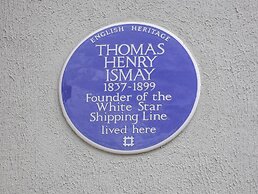 Ismay Dining Room Suite - Titanic Interest