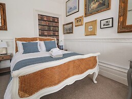 Ismay Dining Room Suite - Titanic Interest