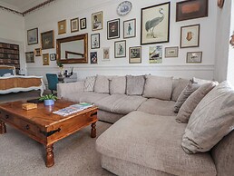 Ismay Dining Room Suite - Titanic Interest