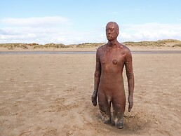 Ismay Dining Room Suite - Titanic Interest