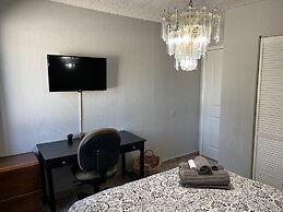 Amazing & cozy Duplex near Zoo Miami