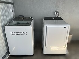 Amazing & cozy Duplex near Zoo Miami