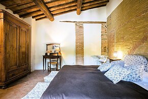 Luxury, Sustainability and Eco Pool