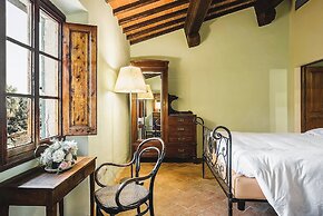 Luxury, Sustainability and Eco Pool