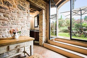 Luxury, Sustainability and Eco Pool