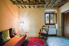 Luxury, Sustainability and Eco Pool